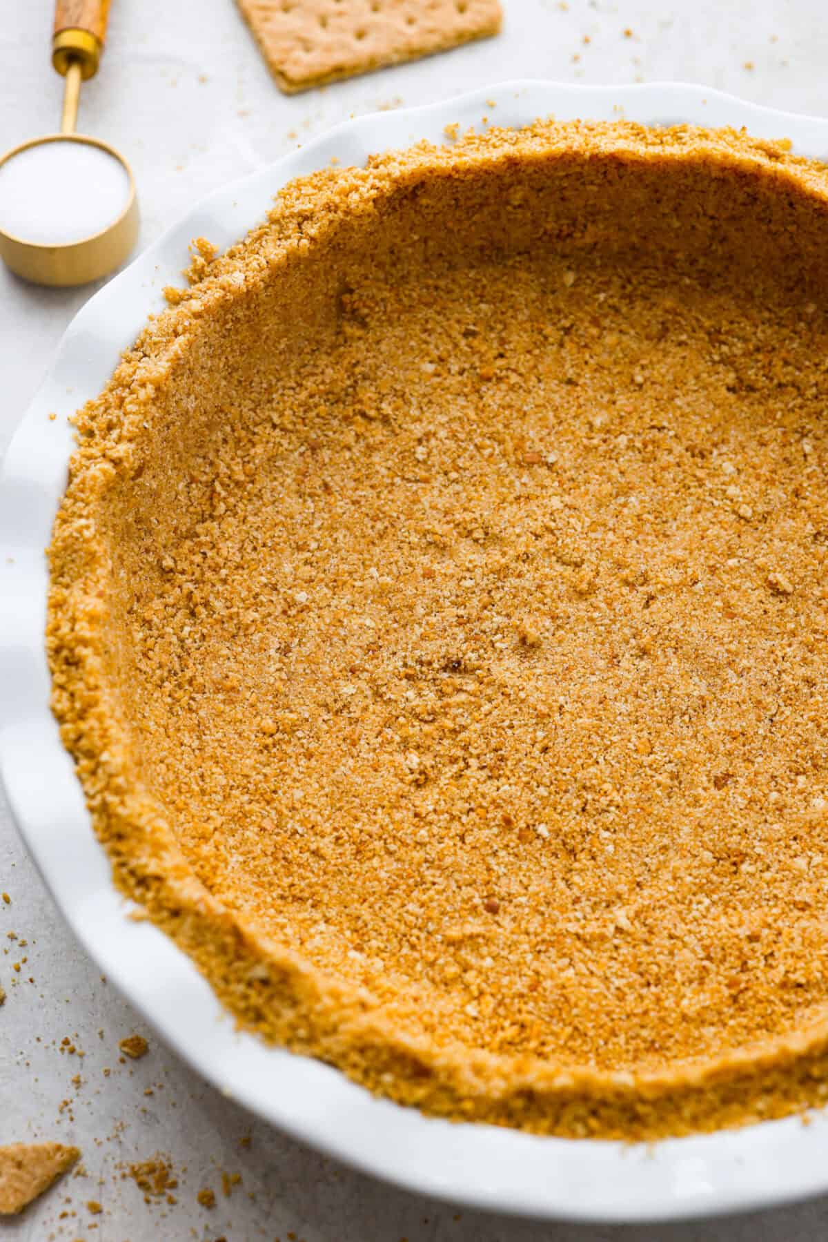 Close up shot of the graham cracker crust.