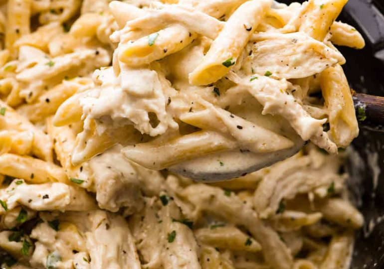 Crockpot Chicken Alfredo