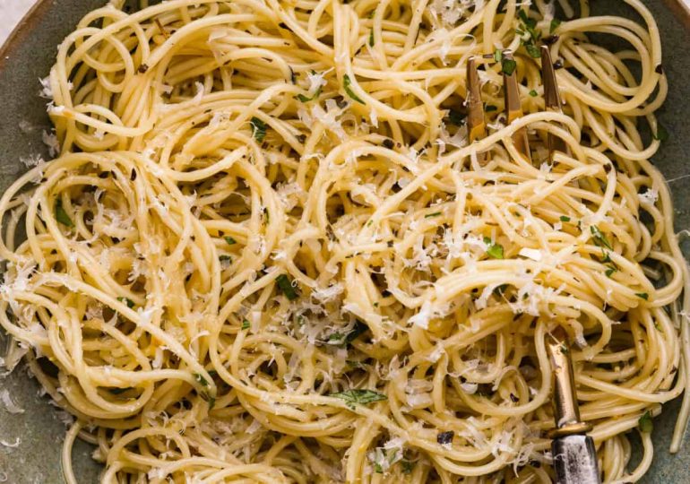 Garlic Butter Pasta