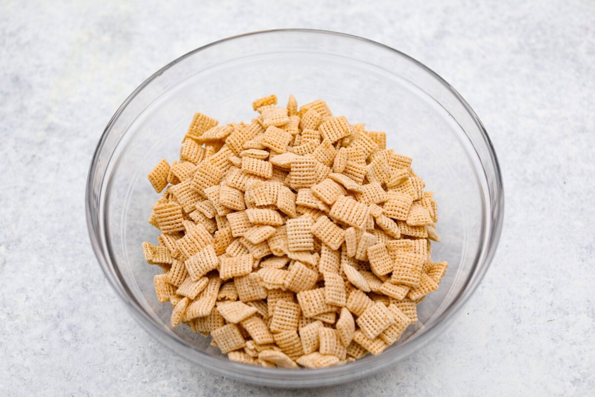 Overhead shot of cereal in a bowl. 