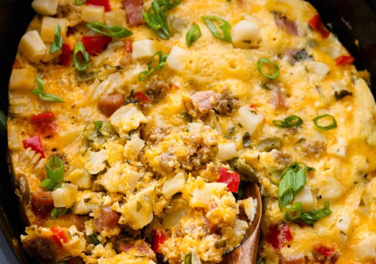 Slow Cooker Breakfast Casserole