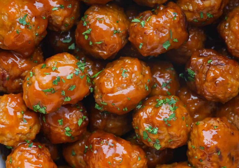 Slow Cooker Honey Buffalo Meatballs