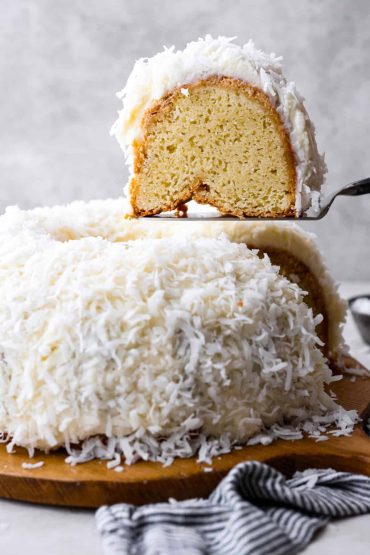 Tom Cruise Coconut Cake