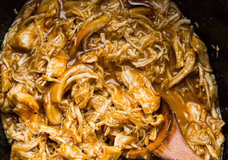 Slow Cooker Shredded BBQ Chicken