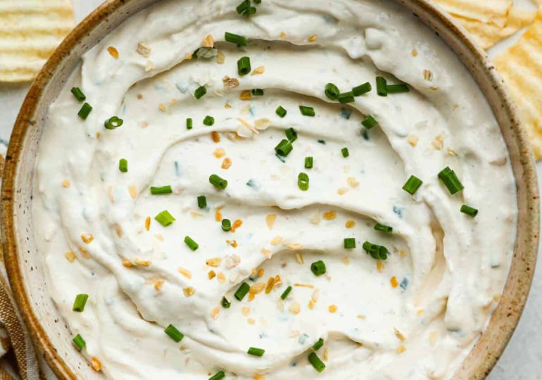 Sour Cream and Onion Dip